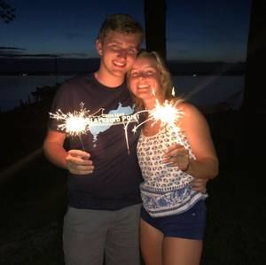 Meet your Posher, Claire